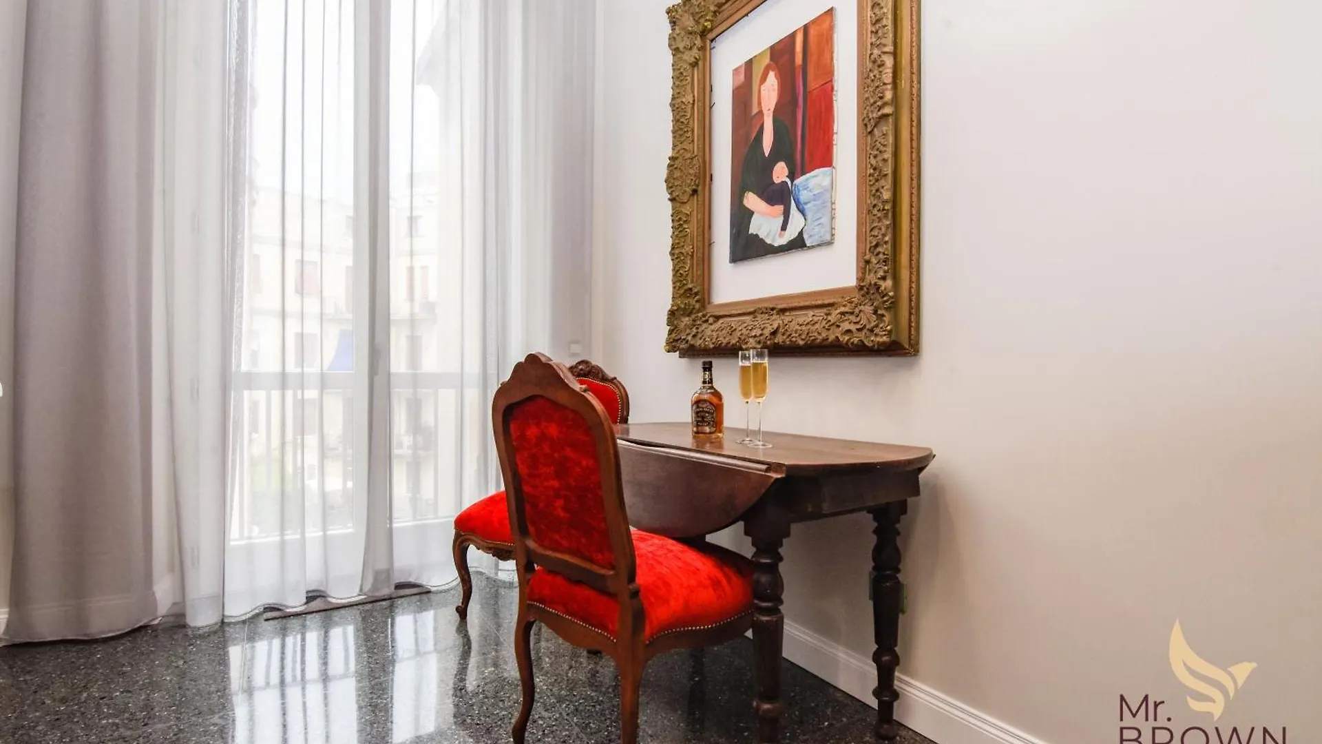 Mrbrown - Luxury Vaticano Home Rom